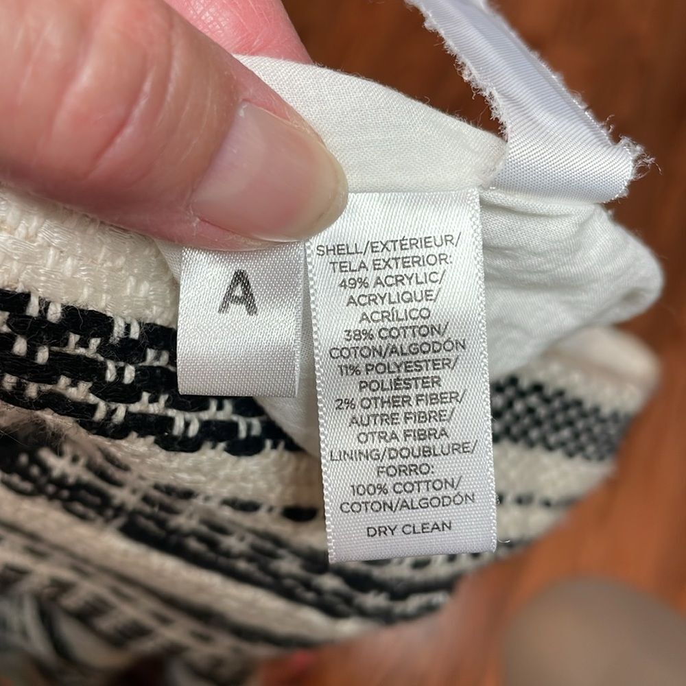 Ann Taylor Loft The Riviera Shorts, woven black cream, 0 - Picture 7 of 8